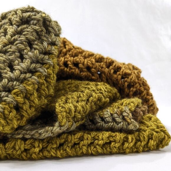 Hand Crochet Infinity Scarf - Picture 1 of 5